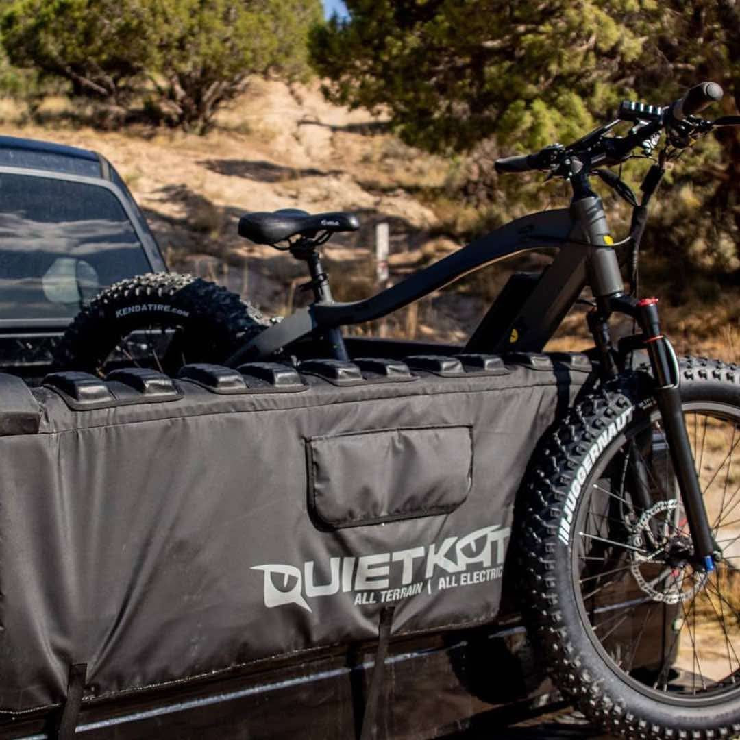 Tailgate Pads / lonas Quietkat 54"
