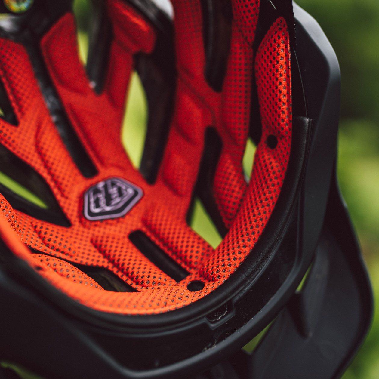 Cascos abiertos Troy Lee Designs A3 MIPS para MTB
