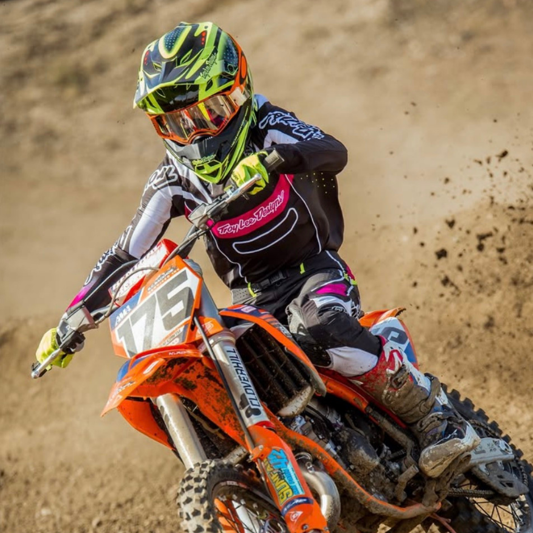 Cascos Troy Lee Designs SE5 de Policarbonato The Line Moto 2026