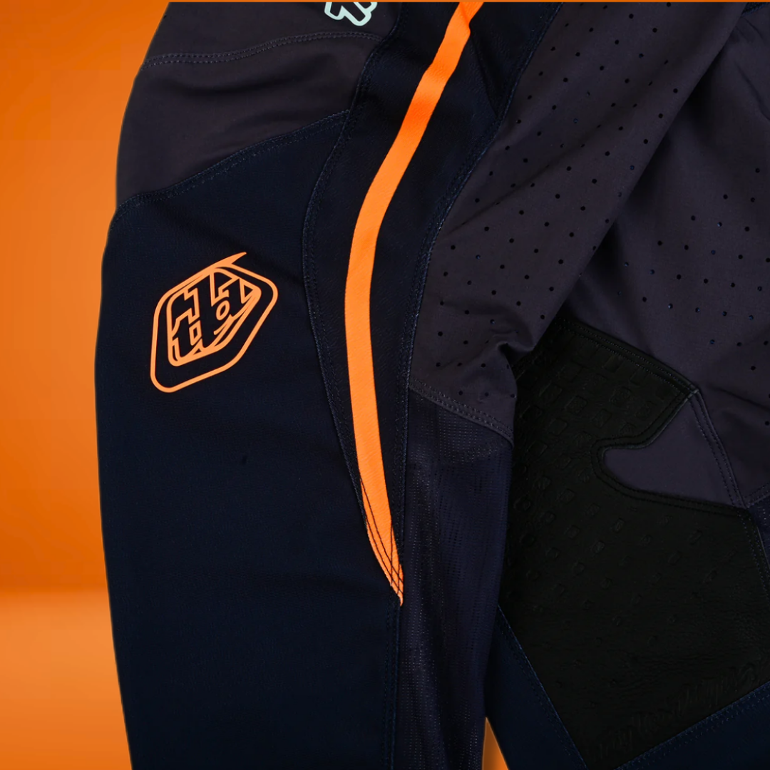 Trajes Troy Lee Designs SE PRO AIR Phantom 2024 Pinned Aqua